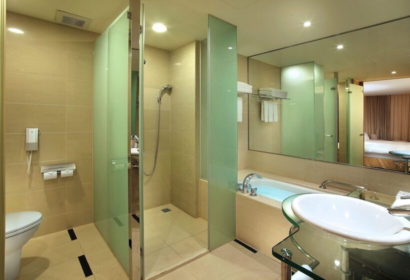 4인용 스탠다드 룸, Del Lago