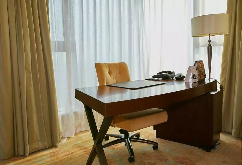 キングサイズベッドのスタンダードルーム, Fairmont Yangcheng Lake