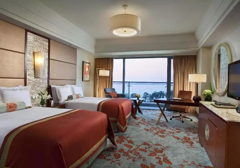 レイクビュースタンダードルーム, Fairmont Yangcheng Lake