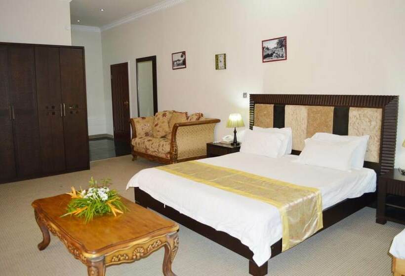 Suite Executive, Loumaile Lodge