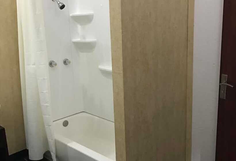 Suite Executive, Loumaile Lodge