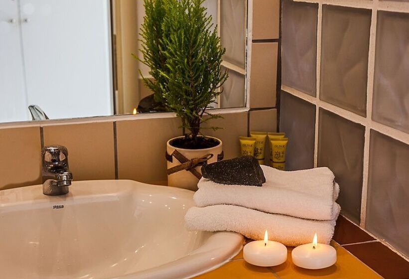 Junior Suite mit Meerblick, Nautilus Dome