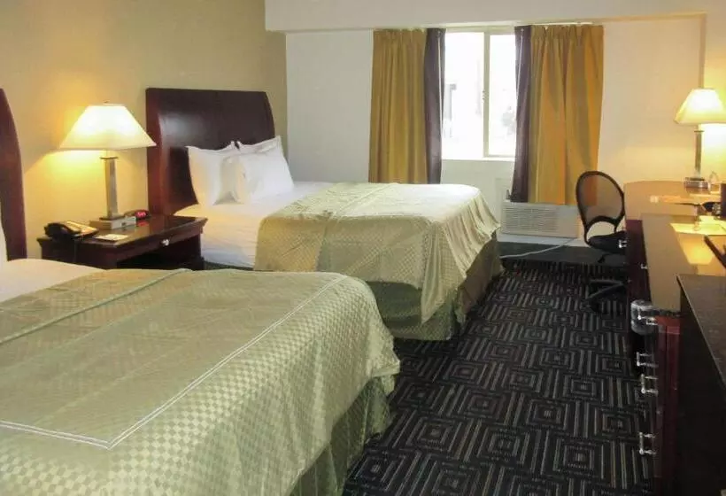 ２ダブルベッドのスタンダードルーム, Budget Inn Denver Downtown