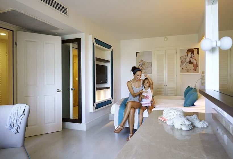 패밀리 룸, Robinson Pamfilya   All Inclusive