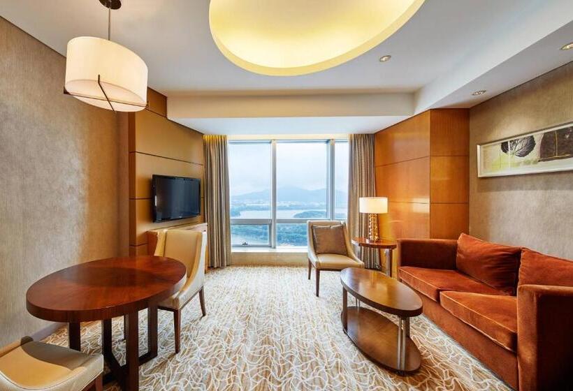 سوئیت اجرایی با تخت کینگ, The Westin Nanjing Xuanwu Lake