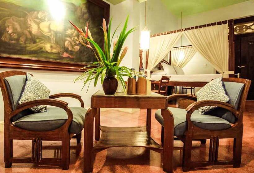 جناح, Tugu Blitar