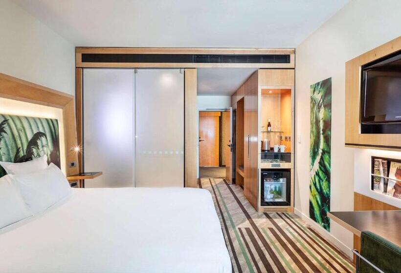 디럭스 룸 킹사이즈 침대, Novotel Auckland Airport