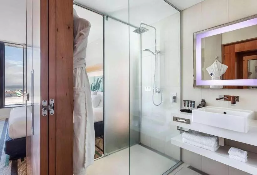 キングサイズベッドのエクゼクティブルーム, Novotel Auckland Airport
