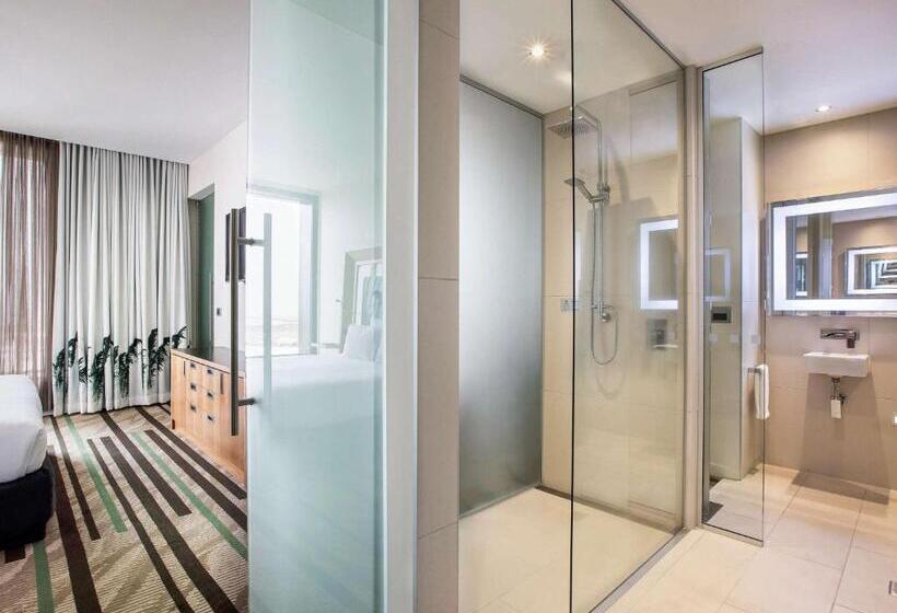 סוויטת סופריור, Novotel Auckland Airport