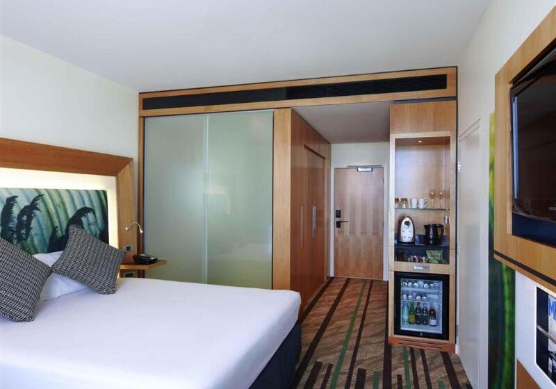 디럭스 룸 킹사이즈 침대, Novotel Auckland Airport