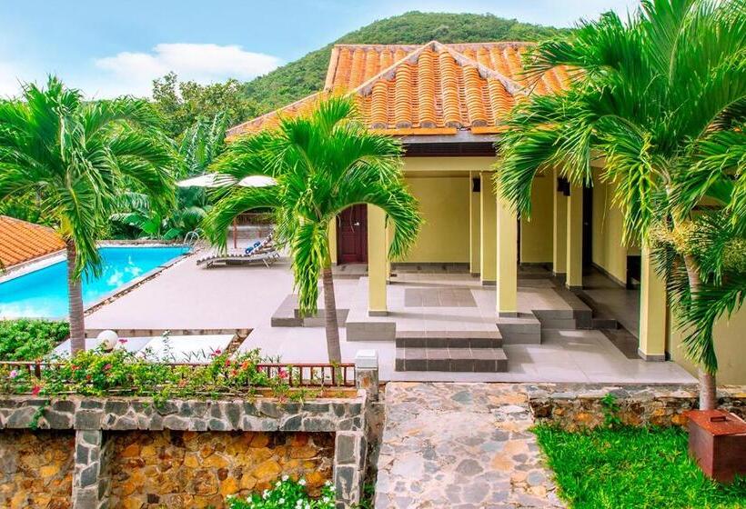 ویلای 3 خوابه با استخر, Romana Resort & Spa