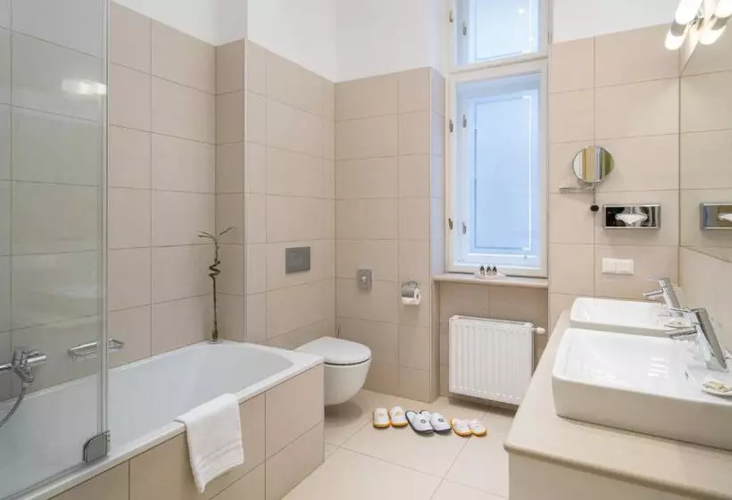 سوییت لوکس, Appartement Hotel An Der Riemergasse