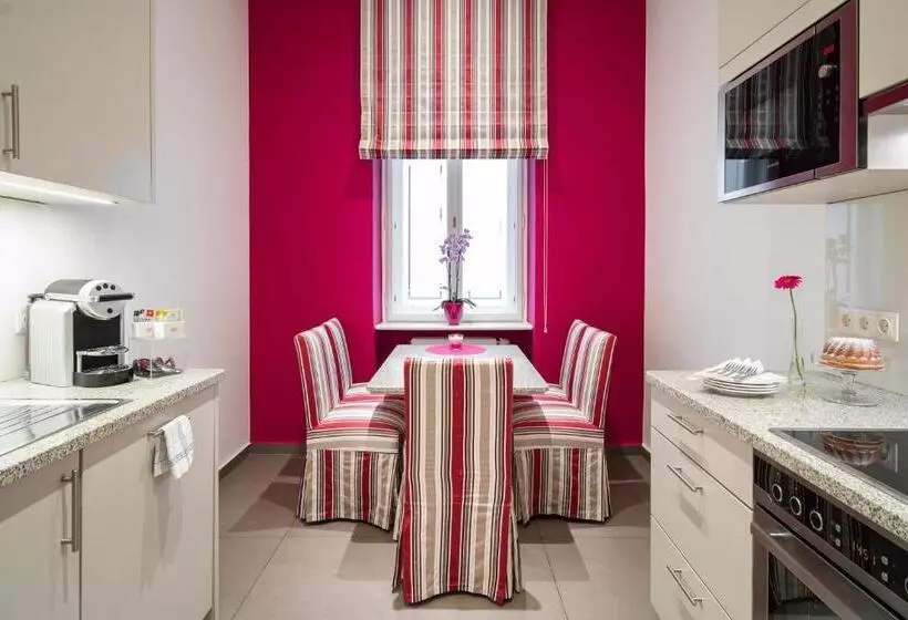 سوییت لوکس, Appartement Hotel An Der Riemergasse
