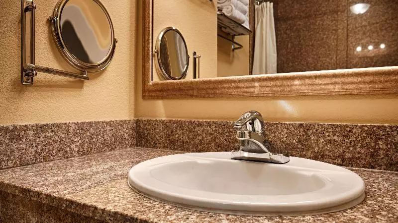 キングサイズベッドのスイートルーム, Best Western Wakulla Inn & Suites