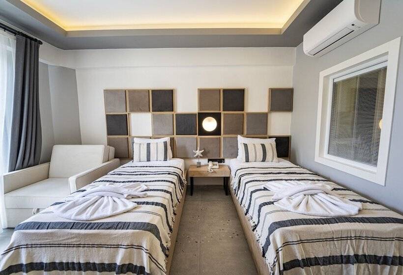 デラックスルーム, Blue Star