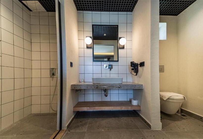 ガーデンビュースタンダードルーム, Blue Star