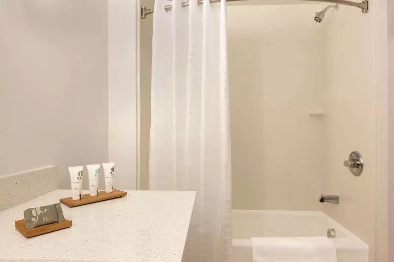 身障者適用キングサイズベッドルーム, Country Inn & Suites By Radisson, Shreveportairport, La