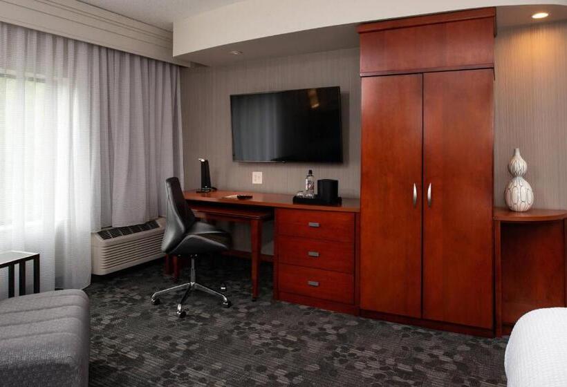 Chambre Standard Lit King Size, Courtyard High Point