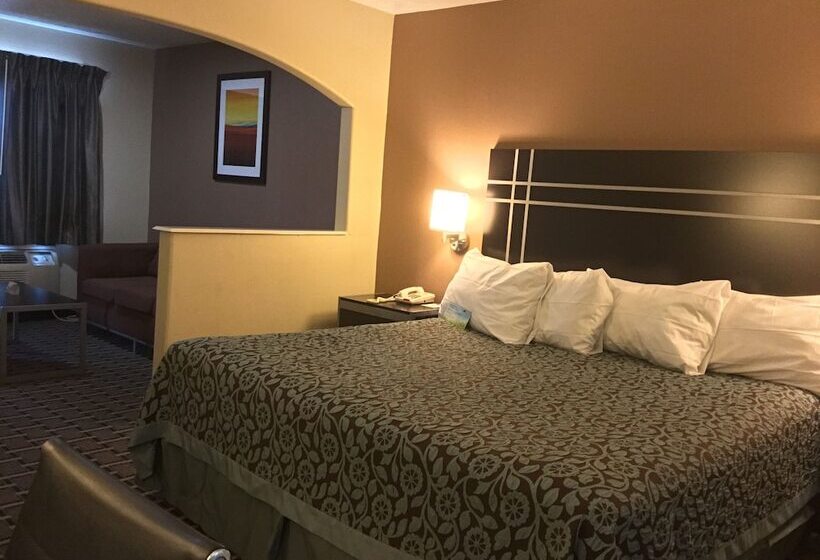 适合残疾人士使用的套间, Days Inn & Suites By Wyndham Houston North   Spring