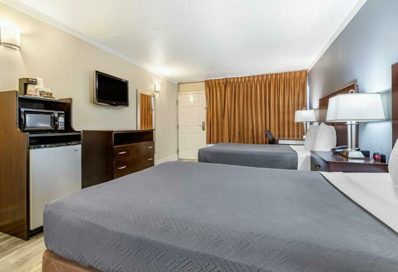 חדר סטנדרט נוף לבריכה, Econo Lodge Of Conway