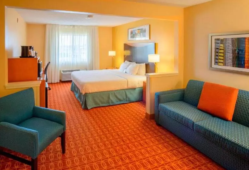 キングサイズベッドのエクゼクティブルーム, Fairfield Inn Joplin