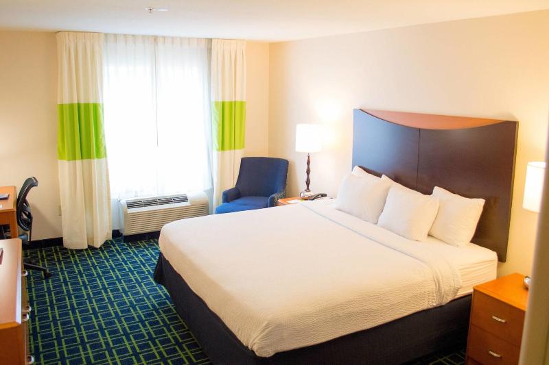 إستوديو قياسى سرير كينج, Fairfield Inn & Suites By Marriott San Antonio North/stone Oak