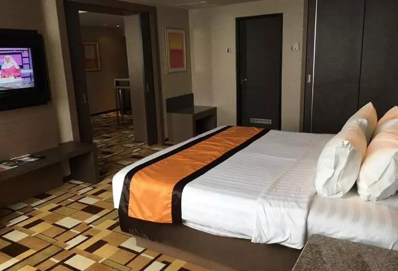 سوییت جونیور, Grand Paragon Hotel Johor Bahru