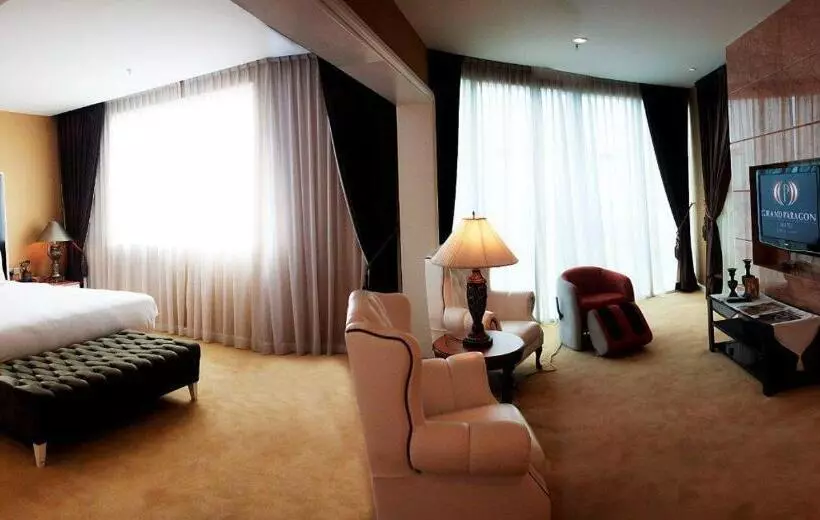 سوئیت پرزیدنت, Grand Paragon Hotel Johor Bahru