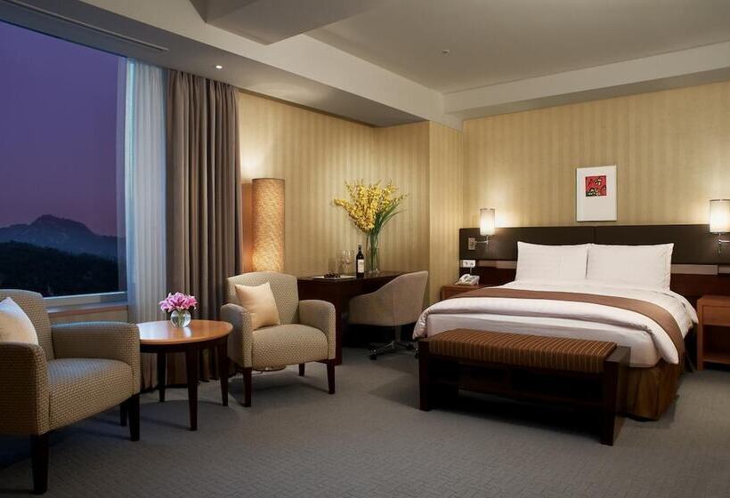 Номер Deluxe, Enford