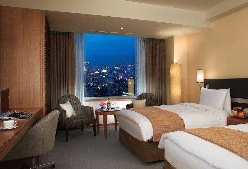 Номер Deluxe, Enford