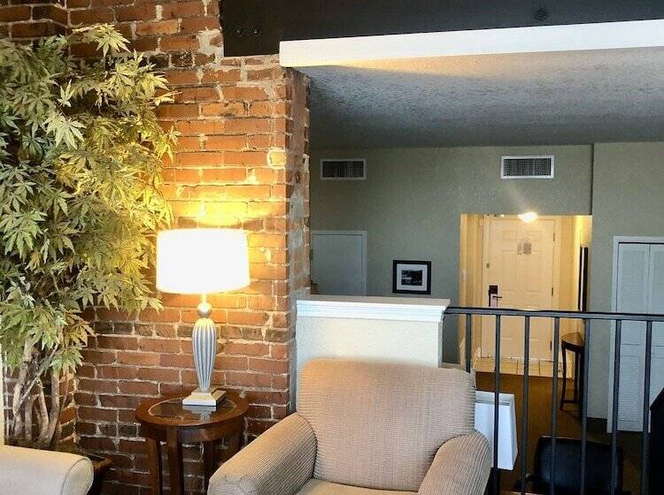 スイート, Hawthorn Extended Stay By Wyndham Rome