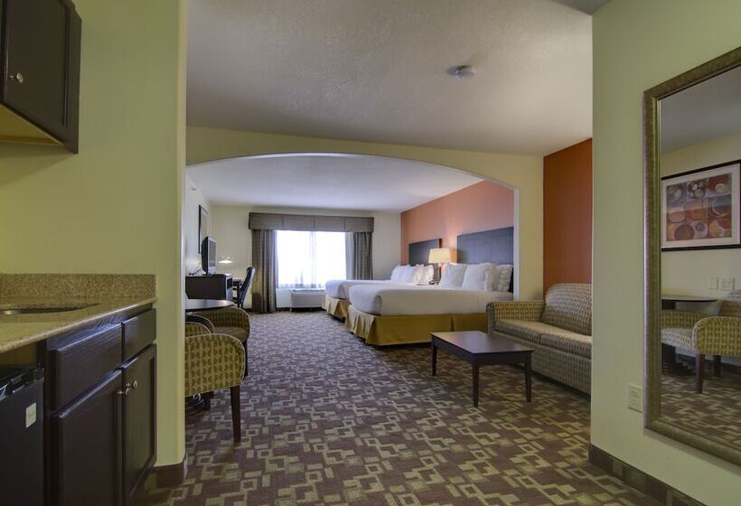 Люкс, Holiday Inn Express Hotel & Suites Kansas City Sports Complex, An Ihg