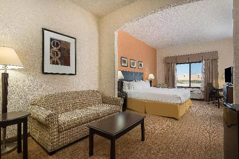 キングサイズベッドのスイートルーム, Holiday Inn Express And Suites Lafayette East, An Ihg