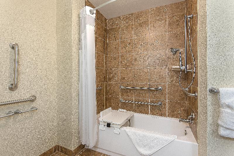 Люкс Кровать Кинг, Holiday Inn Express And Suites Lafayette East, An Ihg