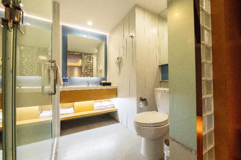 Номер Стандарт, Holiday Inn Express And Suites Lafayette East, An Ihg
