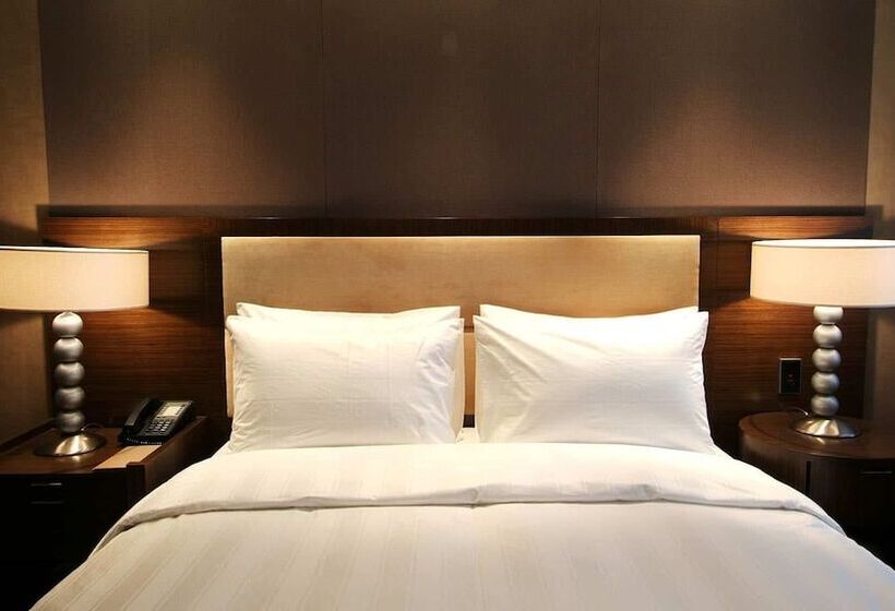 Camera Standard, Lotte City Hotel Mapo