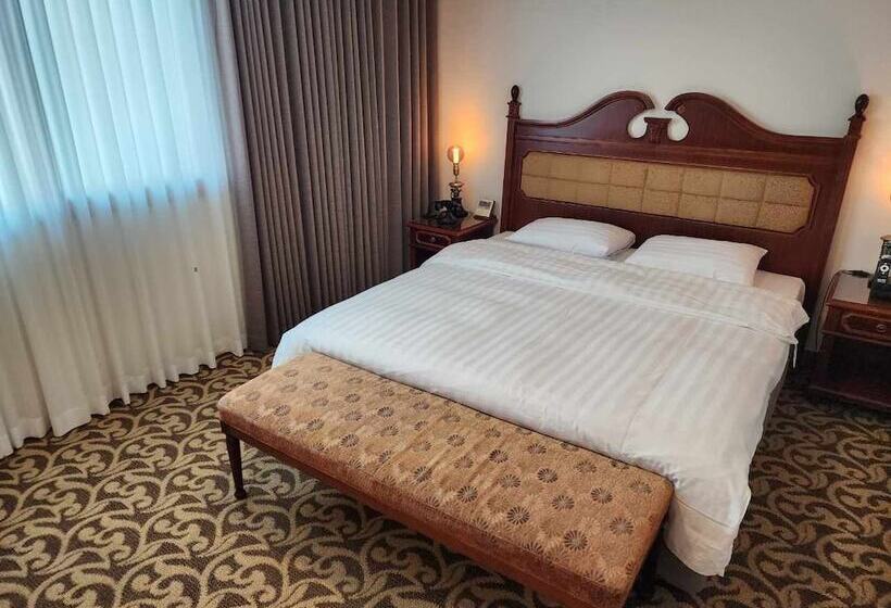 スイート, New Cheonji