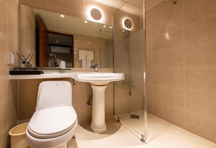 スタンダードルーム, New Cheonji