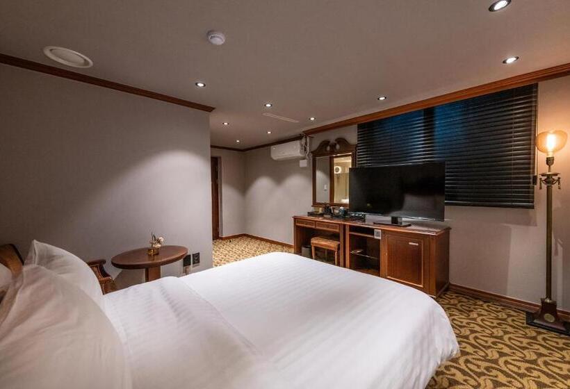 スタンダードルーム, New Cheonji