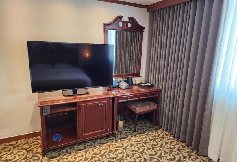 スイート, New Cheonji