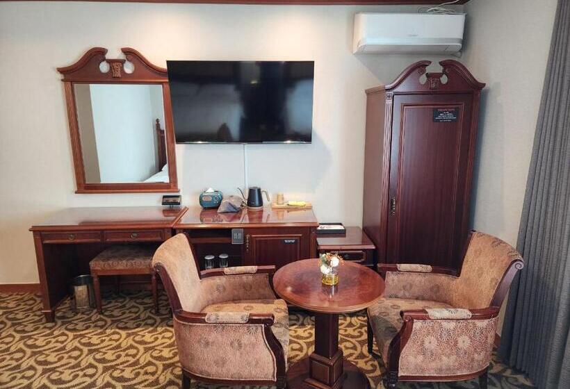 スタンダードルーム, New Cheonji