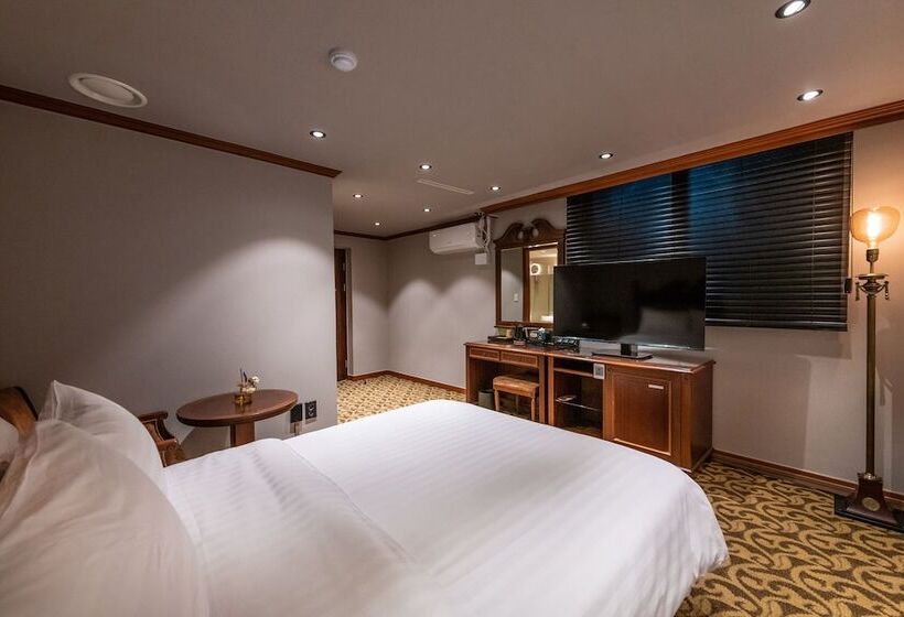 スタンダードルーム, New Cheonji