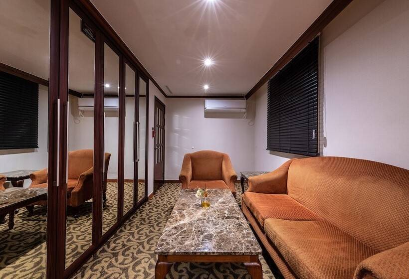 スイート, New Cheonji