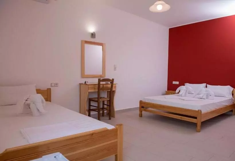 Camera Familiare, Paradise Matala