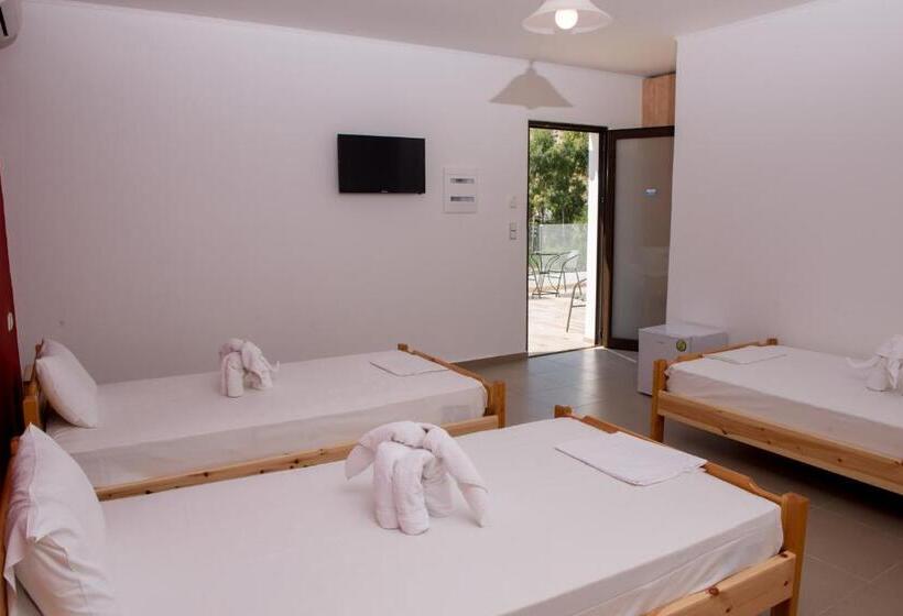 Pokój Rodzinny, Paradise Matala