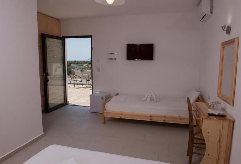 Pokój Rodzinny, Paradise Matala