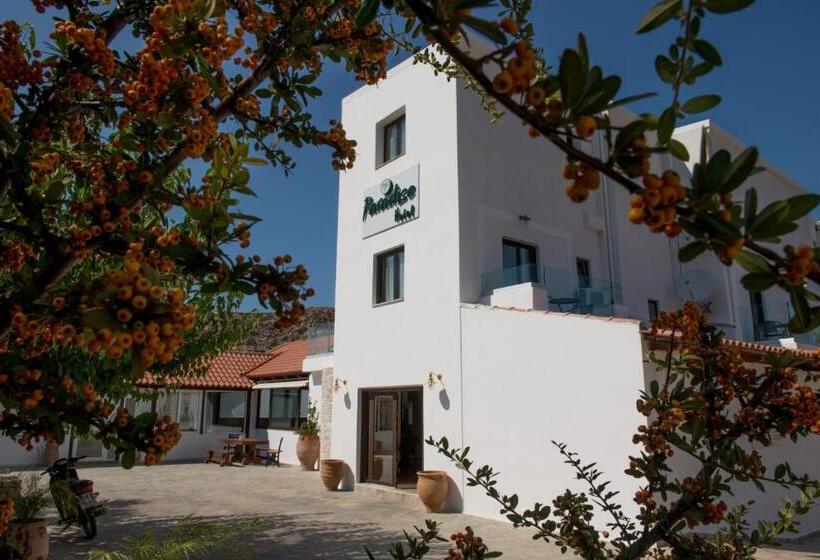 Pokój Rodzinny, Paradise Matala