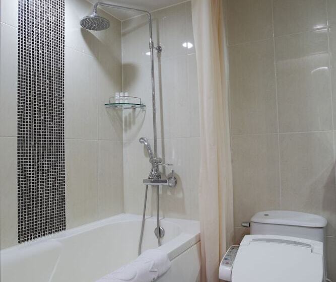 جناح عائلي, Ramada By Wyndham Dongtan