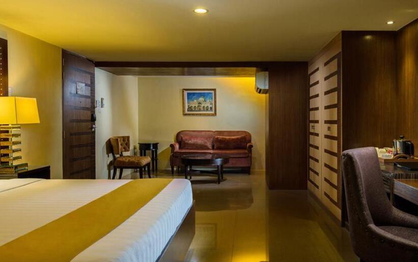 스탠다드 룸 킹사이즈 침대, Torre Venezia Suites