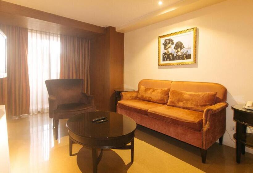 اتاق لوکس, Torre Venezia Suites